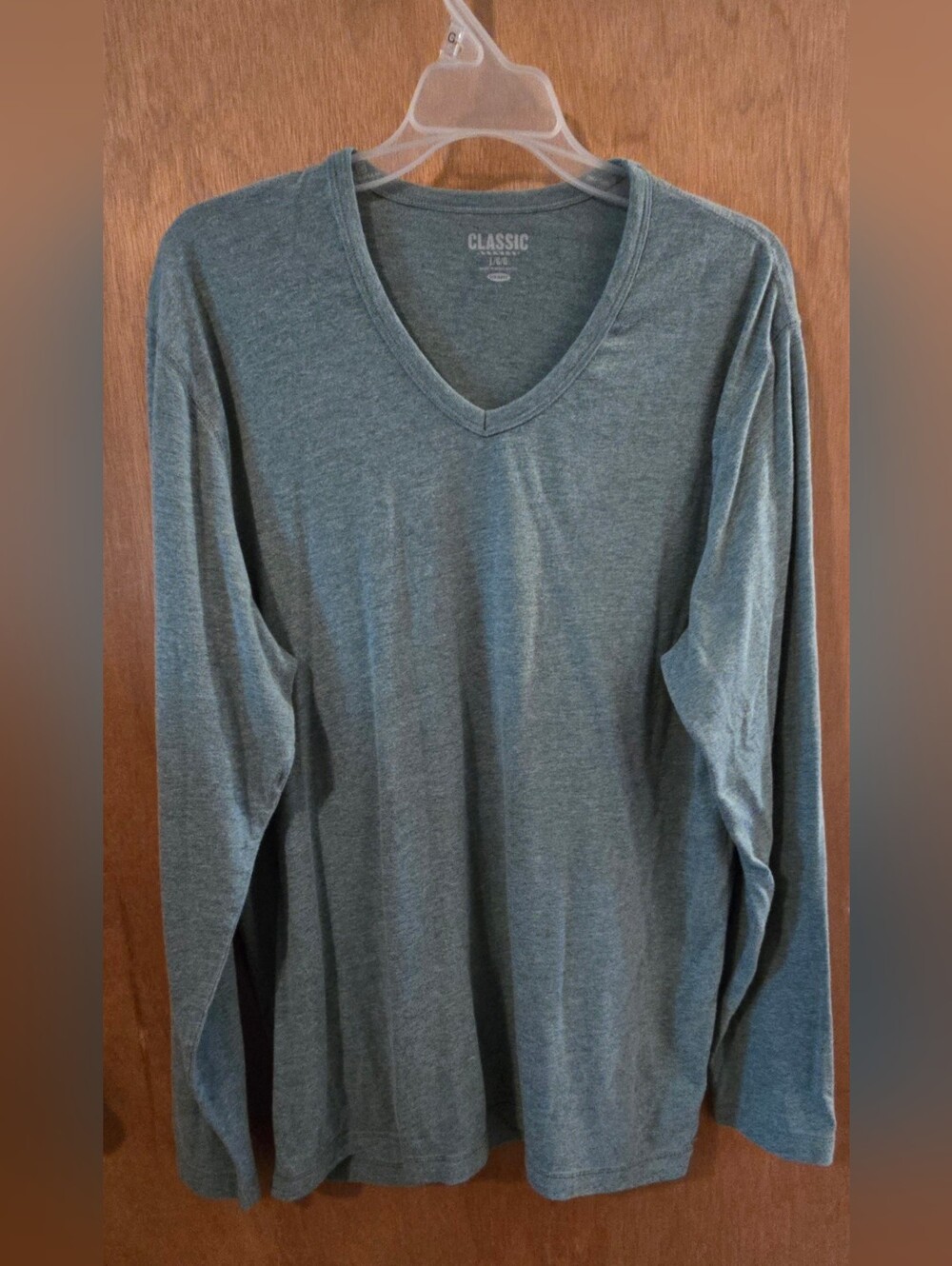 Classic Men's V-Neck Long Sleeve Shirt - Heather Green